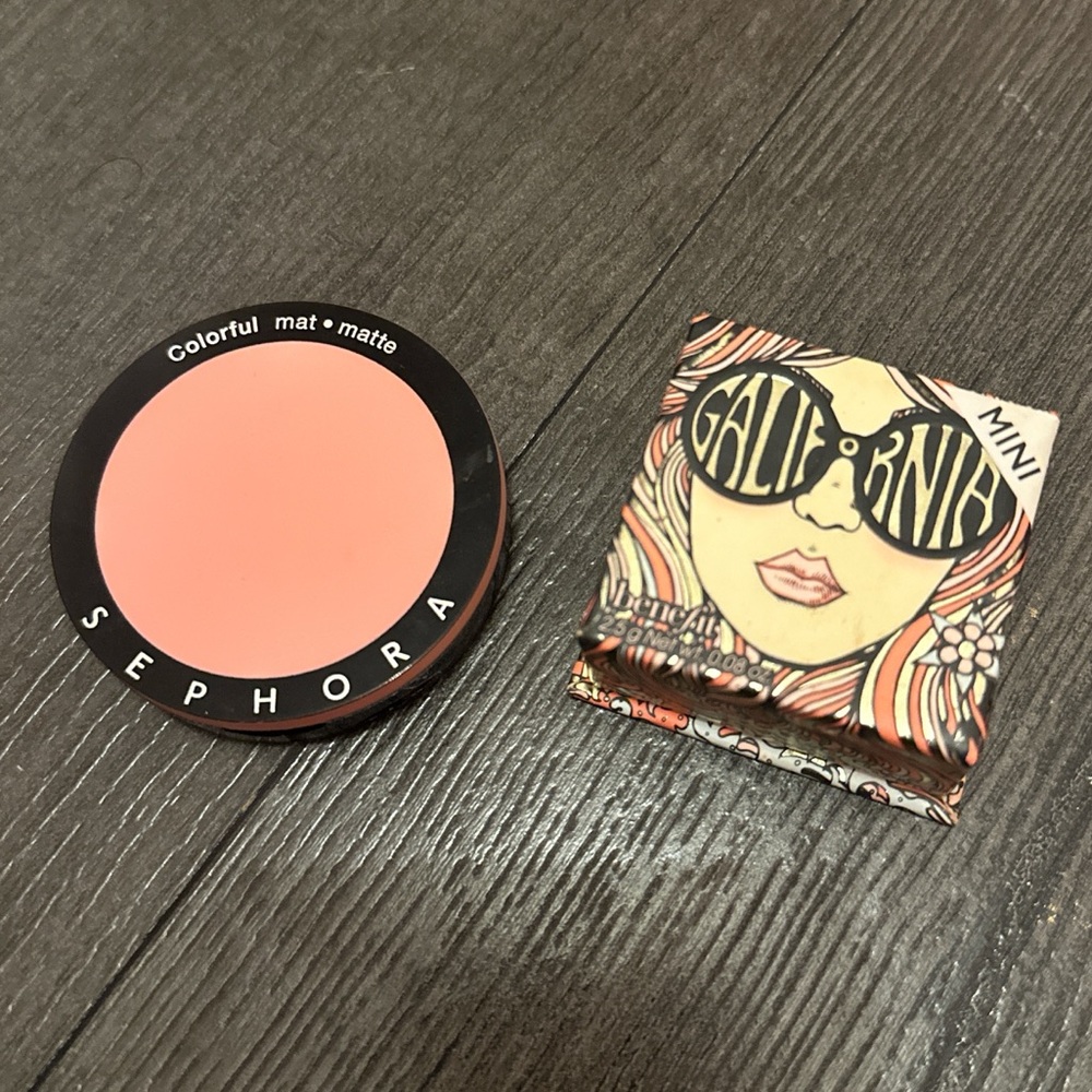 Makeup bundle !!